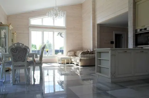 Massief houten huis project "Solaris"